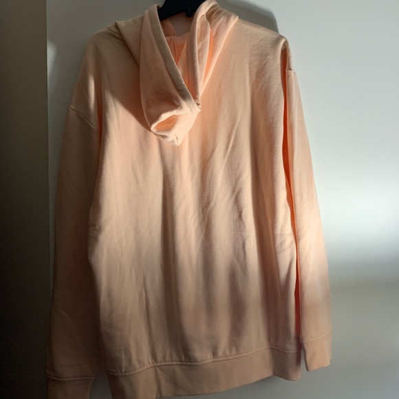 👑 New With Tag 👑 Pink Oversized Vans Hoodie - Picture 2 of 3